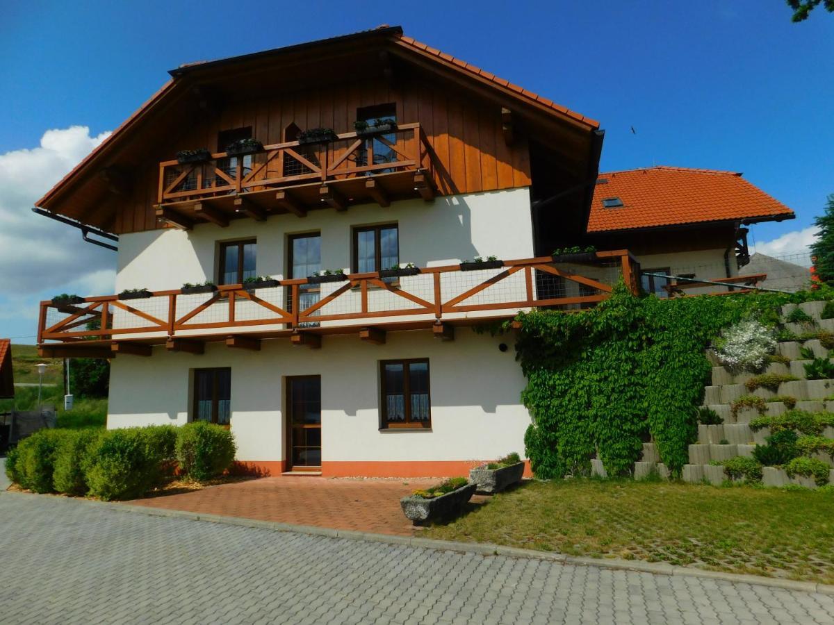 Apartmany U Srdce Vltavy Horní Planá المظهر الخارجي الصورة